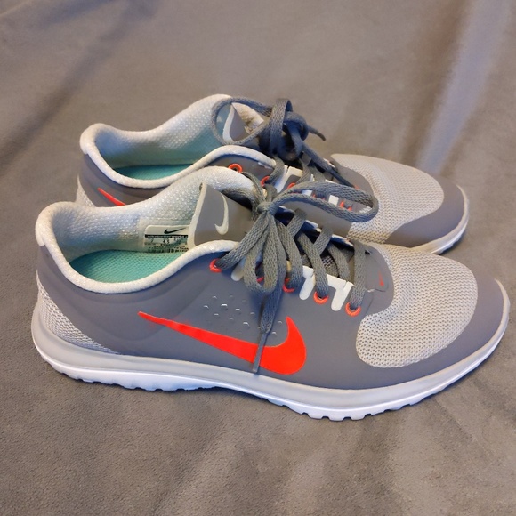 Nike Shoes - Nike Fitsole Running Shoes
